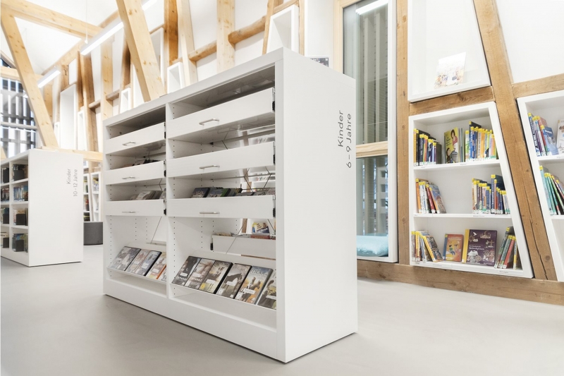 mediathek_kressbronn_public_library_de_004